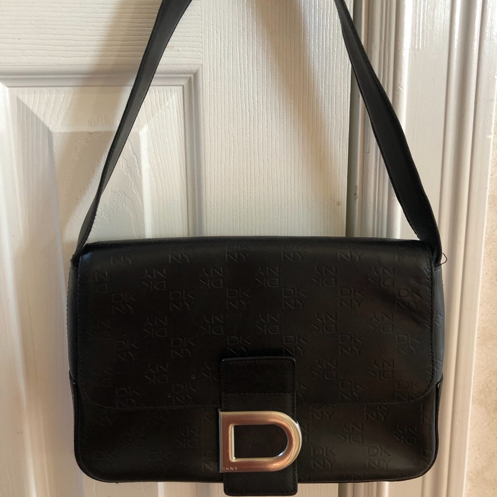 Vintage genuine leather DKNY shoulder bag.